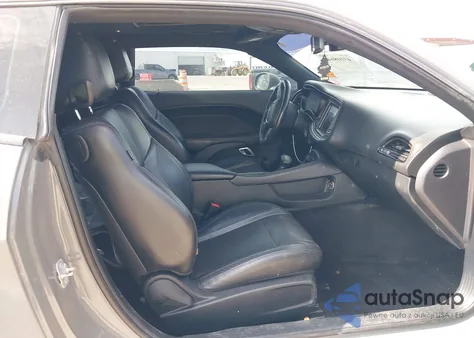 2017 Dodge Challenger Sxt Plus из США, поврежденный, VIN 2C3CDZAG5HH636653